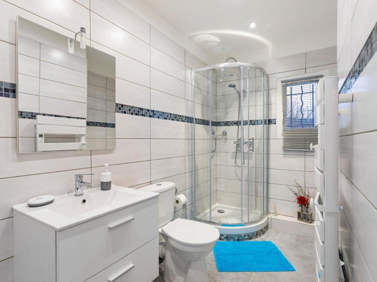 Comfortable Home In Drap With Swimming Pool 15 Km From Nice Bagian luar foto