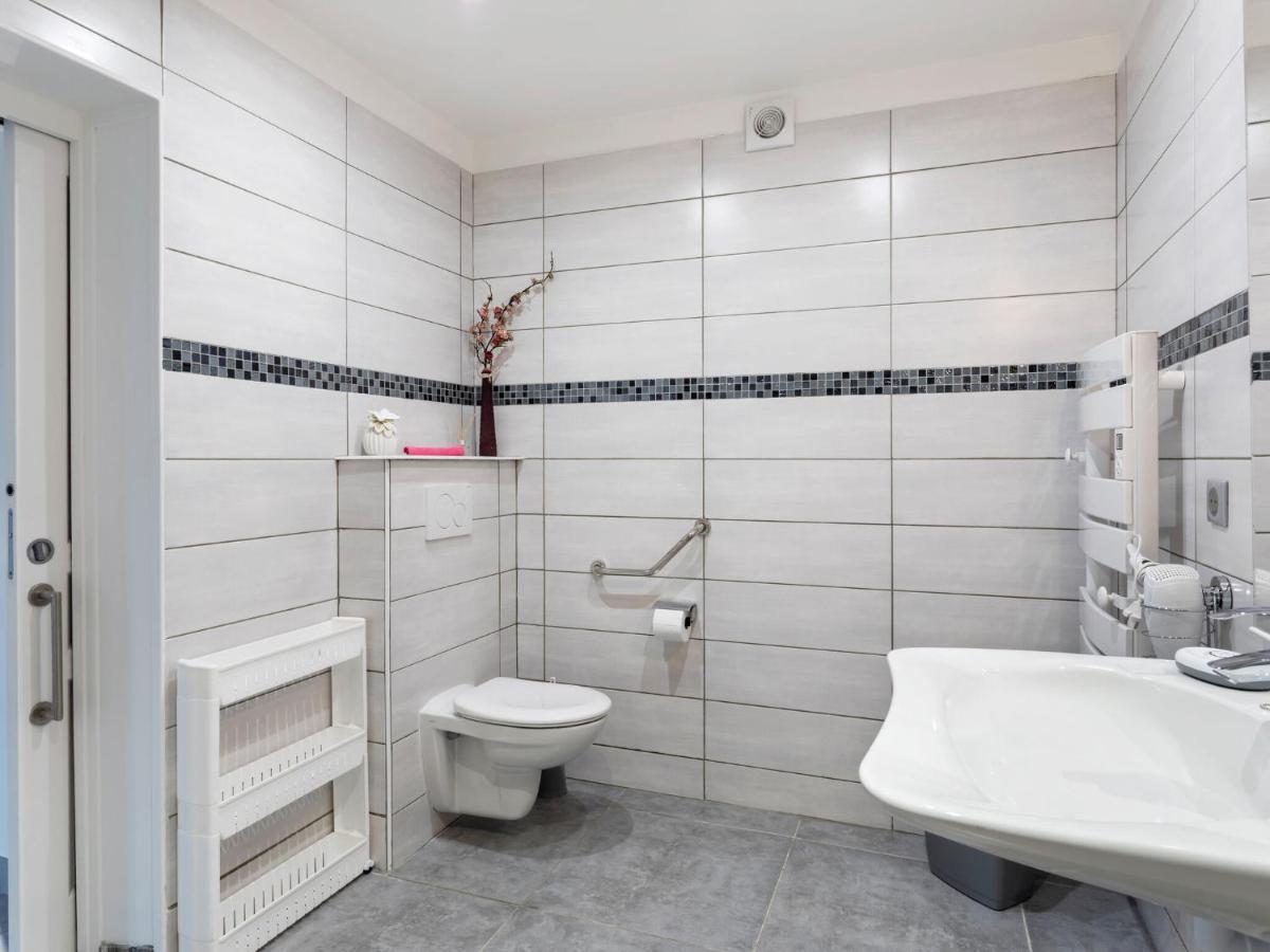 Comfortable Home In Drap With Swimming Pool 15 Km From Nice Bagian luar foto